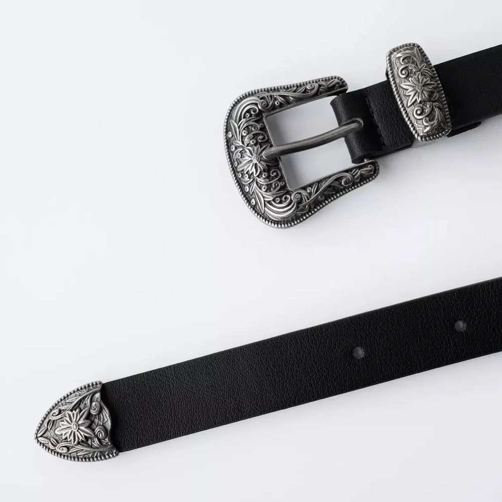 Zara Black Belt with Silver Western Buckle and Turquoise Studs